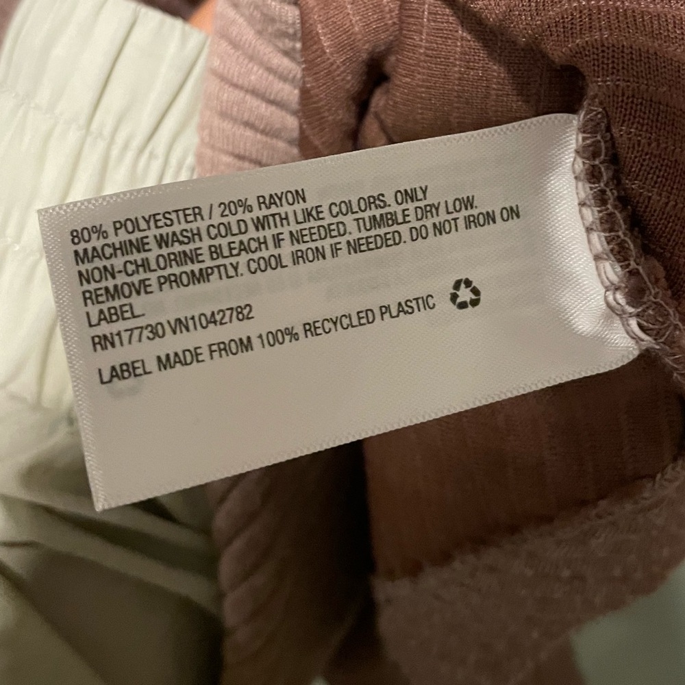 π‘πͺπ’π§ A New Day Ribbed Sweater π€π - Picture 6 of 6